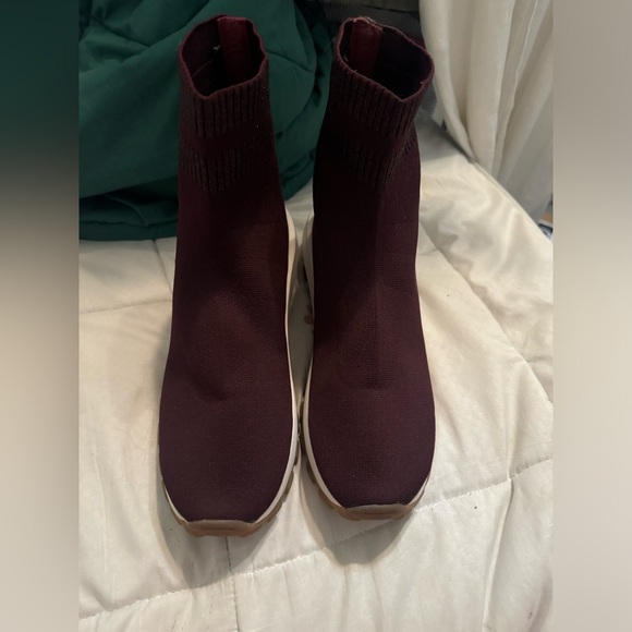 H&M Ankle Sock Bootie Sneakers - Sz 10 - Picture 2 of 4